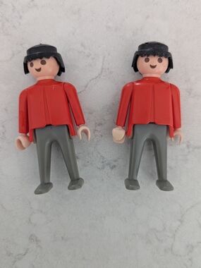 Vintage Playmobil Figures 1974 Geobra Red Shirt Gray Pants Lot of 2